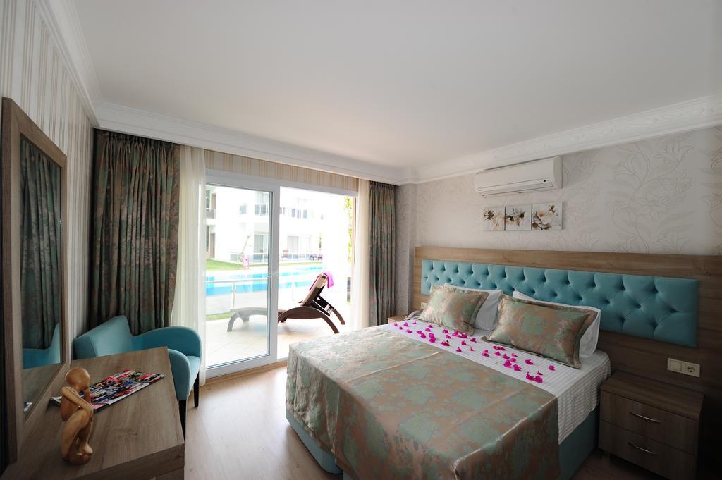 Delita Suite Hotel Turkbuku Golturkbuku Habitación foto