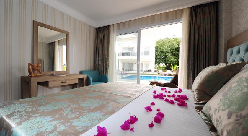 Delita Suite Hotel Turkbuku Golturkbuku Exterior foto