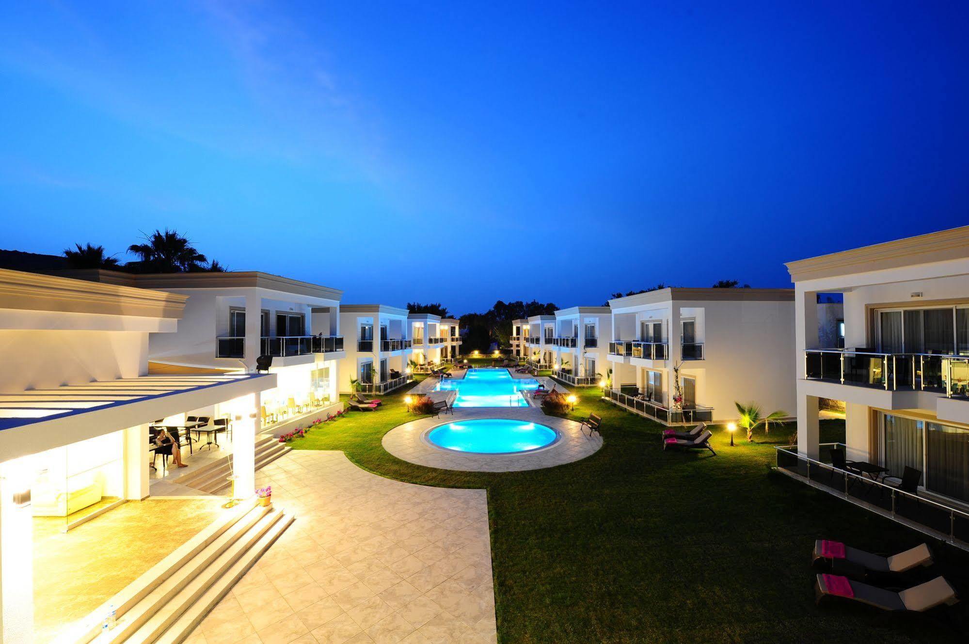 Delita Suite Hotel Turkbuku Golturkbuku Exterior foto